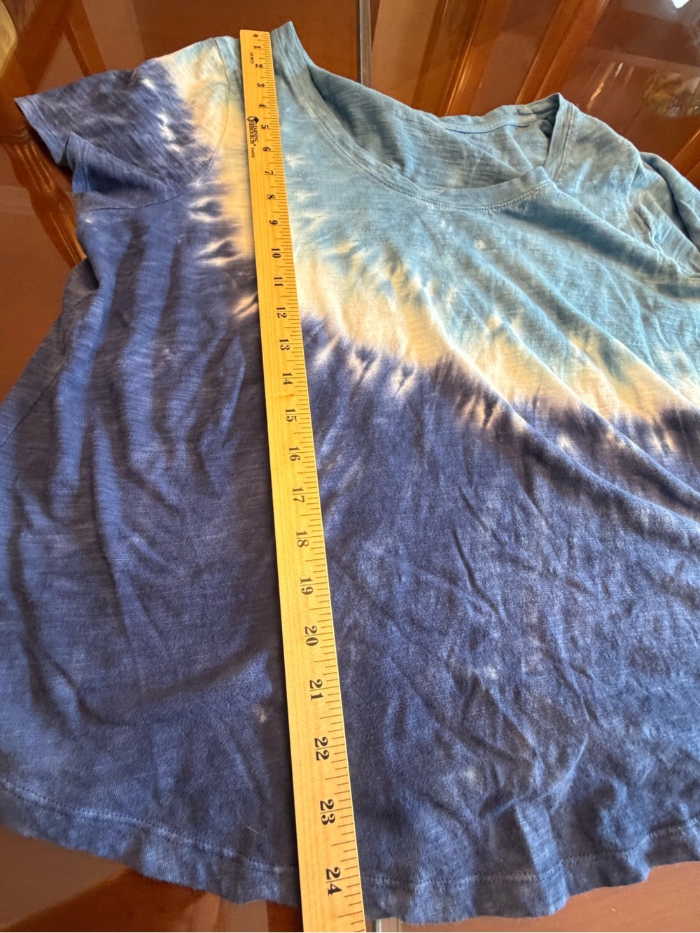 Old Navy Blue Ombre Scoop Neck Short Sleeve Tee - Picture 5 of 7